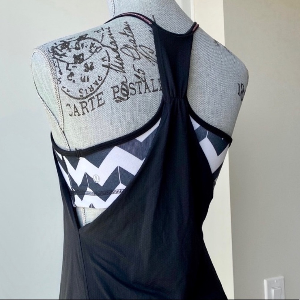 Lululemon No Limits Tank - Chevron - Picture 10 of 12